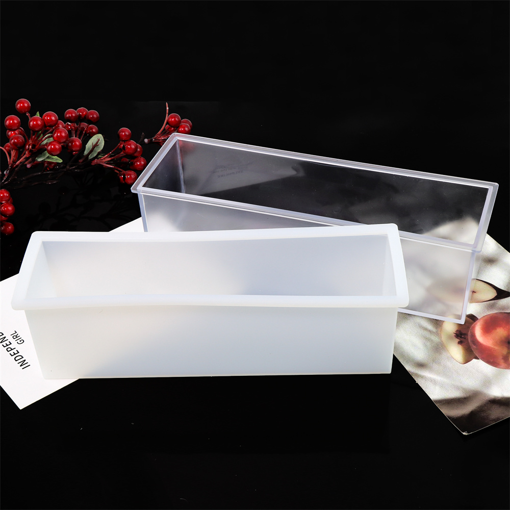 Caja de plástico transparente  - Soap Making Books reseña y precio